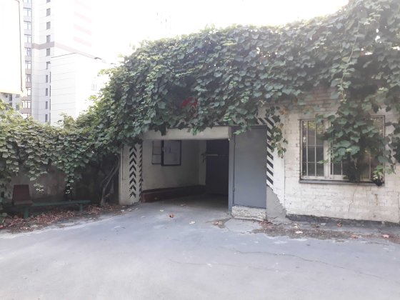 Верхогляда Подземный Гараж/паркінг