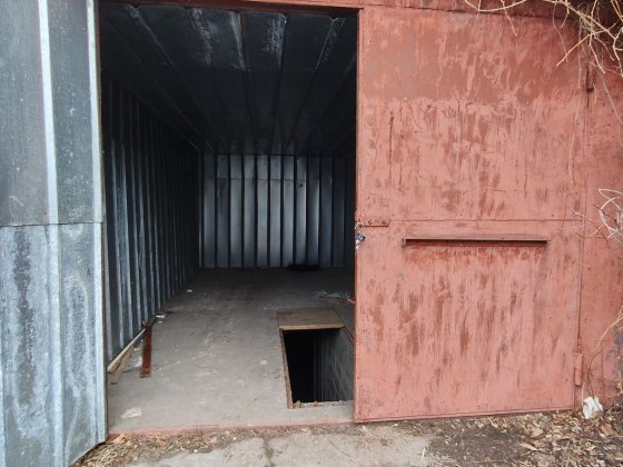 Здам в оренду великий гараж 30м2 високий заїзду 2,5м Сверстюка