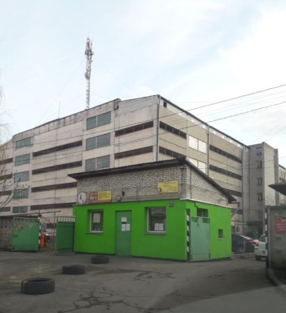 Паркомісце для електромобіля - фото 1