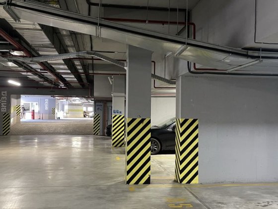 Паркинг на Каманина аренда