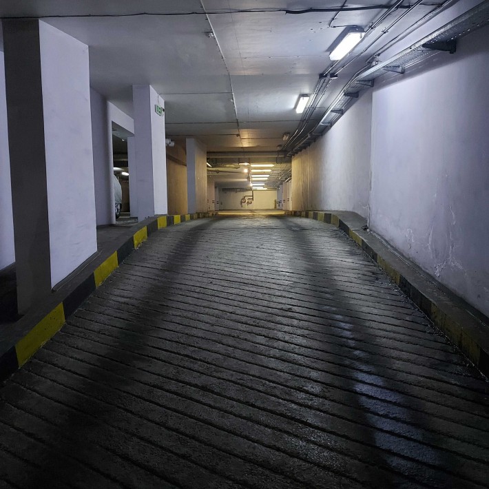 Здам паркомісце за адресою бульвар Лесі Українки 7Б - фото 1