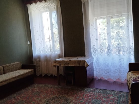 Сдам свою однокомнатную квартиру на Нигояна . Дніпро