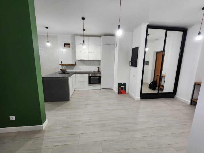 Квартира з терасою ЖК КВАРТЕТ 50 м. 3 поверх - фото 1