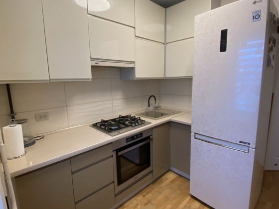 Оренда квартири по вул Тичини Львов