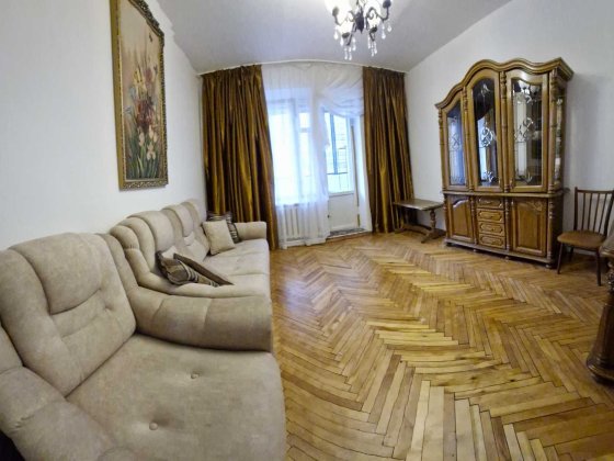 Оренда 4-кімн. кв. вул. Пасічна Личаківський р-н Львов