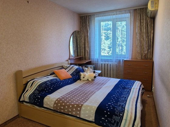 Оренда Квартира 3-кімнатна пр.Науки 3 поверх Дніпро