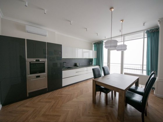 Затишна квартира з терасою і видом на море • Французський бульвар Одесса