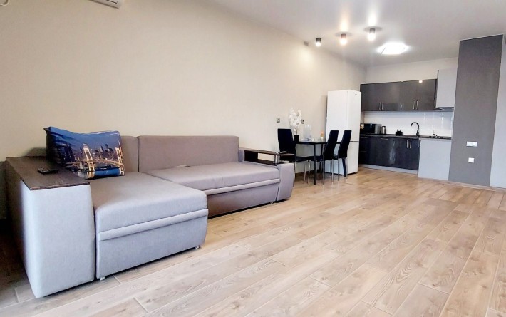 Сдам в аренду 1 к.кв. ЖК Дельмар на Миронова Мост Сити IQ Hose - фото 1