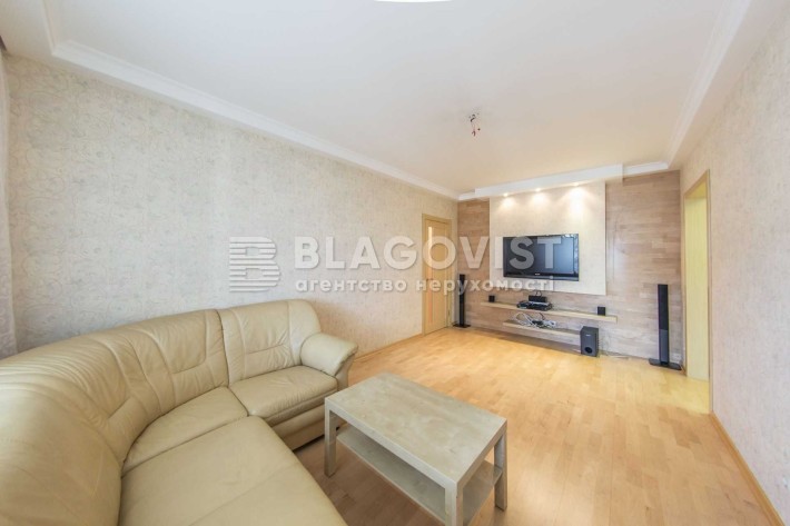 2 окремі спальні, зал, кухня, гардебор, м. Шулявська. - фото 1