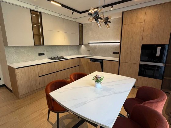 Оренда 2-кім.+ квартири кухня-студіо вул. Зелена, Новобудова Львов