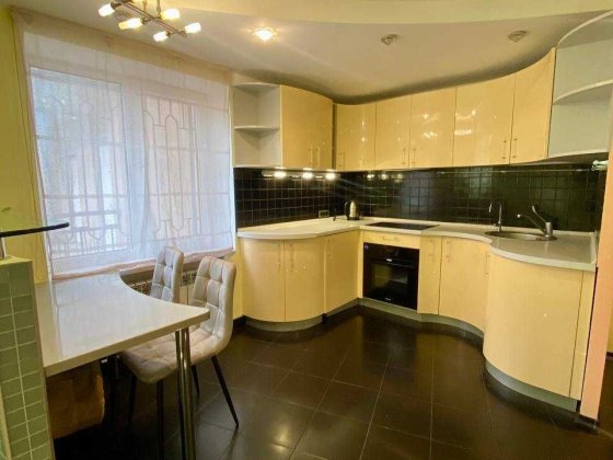 Сдам 1к квартиру на проспекте Небесной Сотни напротив Сити Центр Одеса