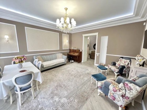 Аренда 4 ком кв Центр города Новосельского Кирха Балкон ГАЗ Код1158(1)