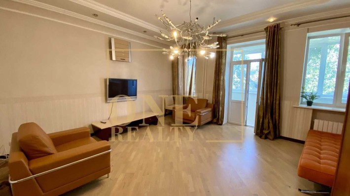 Довгострокова оренда затишної 3к ЦЕНТР, Все поруч, Меблі та техніка - фото 1