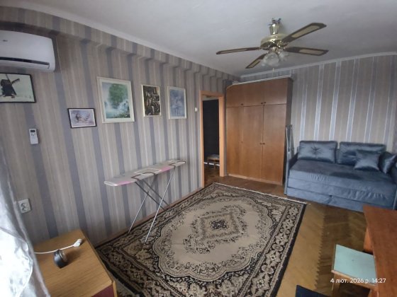 Сдам здам 1 к Харківське шосе 21 Киев