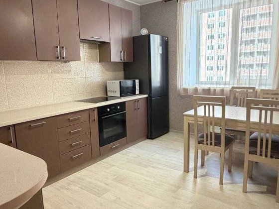 Оренда просторої 2-кімнатної квартири 68 м. ЖК Академ Парк Київ