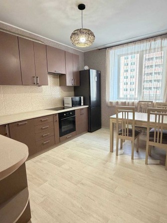 Оренда просторої 2-кімнатної квартири 68 м. ЖК Академ Парк - фото 1