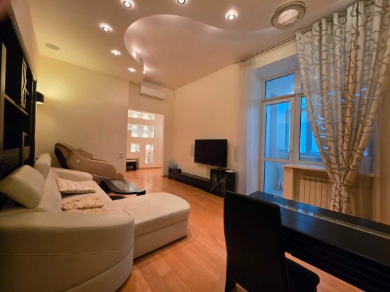 Актуально. Шота Руставелі 36. Метро "Палац Спорту" 3 хвилини