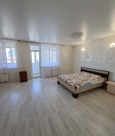 Сдам 1 квартиру 42 м2 с евроремонтом Марсельская. С большой лоджией! - фото 1