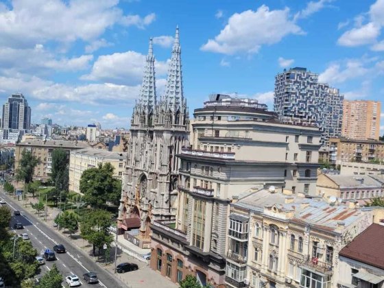 Сдам квартиру на Печерську Київ