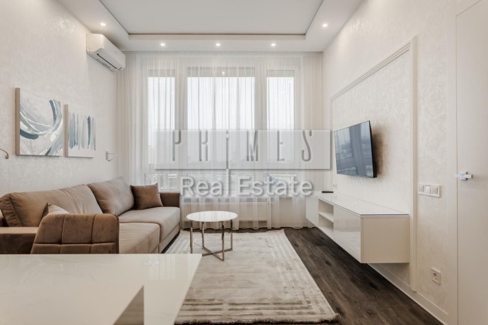 Оренда 2к квартири ЖК White Lines  центр Київ - фото 1