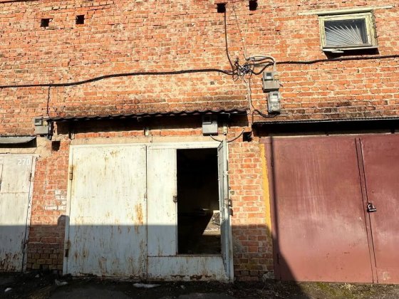 Гараж в оренду  вул Шухевича Бармаки