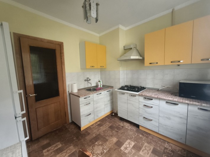 Сдам полноценную однокомнатную квартиру. Высоцкого/Днепродорога. - фото 1