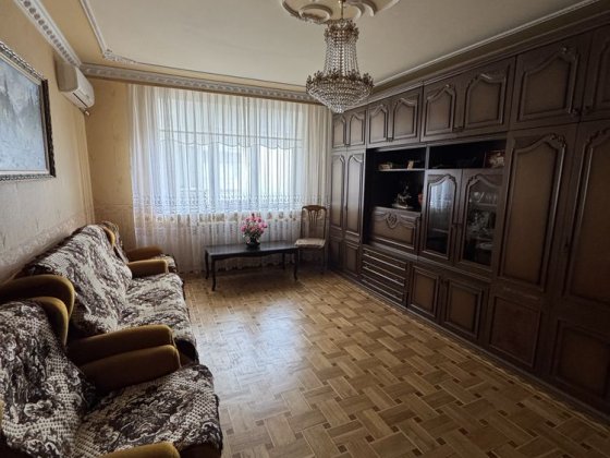 Французский бульвар 16 3 комн Одеса