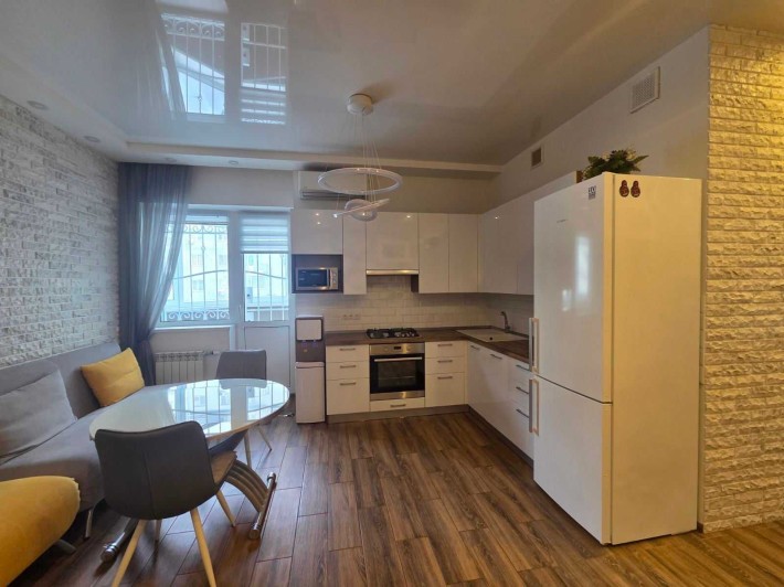 57м Дяченка 20в квартира з простором! стабільно тепло та світло, 2 пов - фото 1