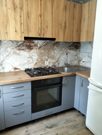 Оренда 1но кімнатної квартири по вул Зелена 72. - фото 1