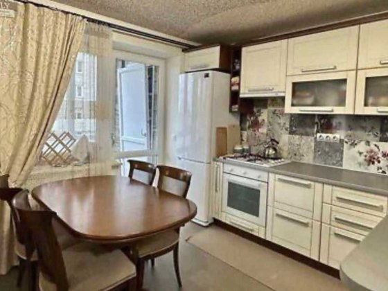 Оренда 1 кім. квартири плюс кухня студія по вул. Шевченка Львов