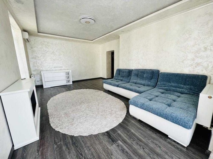 Оренда 3 кім. квартири по вул. Малоголосківська - фото 1