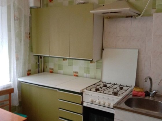 СДАМ 1 комн. квартиру метро Спортивная 2 мин. Коцюбайла (Державинская) Харьков