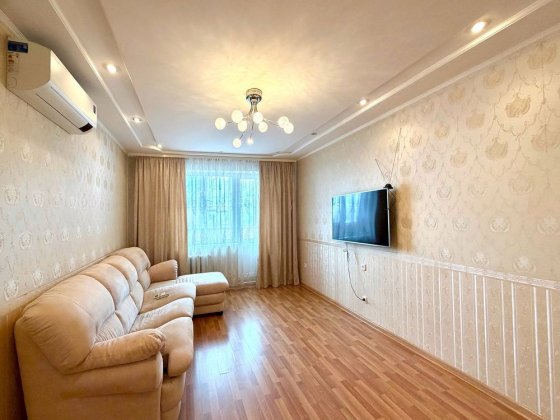 Здаю в оренду 3к квартиру в районі Сіті-центру. ц1