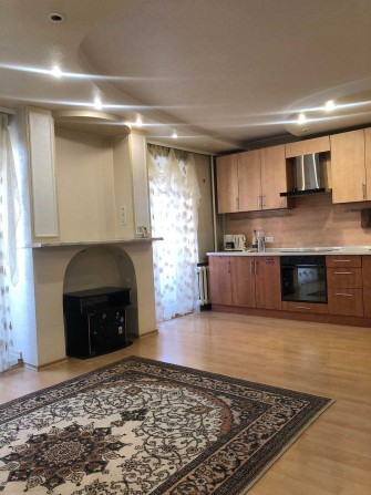 Сдам 2- ком квартиру Холодная гора (до метро 7 минут, 3 этаж) - фото 1