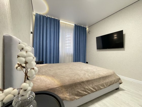 Оренда гарної квартири з балконом Боголюбова 27а поряд з ЖК Софія Сіті Софиевская Борщаговка