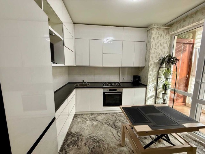 Оренда квартири у новобудові клубного типу зі зоною для барбекю - фото 1