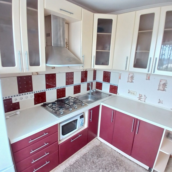 Сдаю  1 кв. в центре, Водопроводная-стадион Эвис. - фото 1