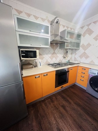 Сдам двухкомнатную квартиру возле метро Научная, ул.Культуры 15 - фото 1