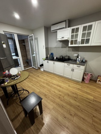 Сдам 1 комнатную квартиру ЖК Пространство на Раскидайловской - фото 1