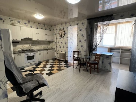 Сдам 2 комнатную квартиру на Заболотного /Сахарова Одеса