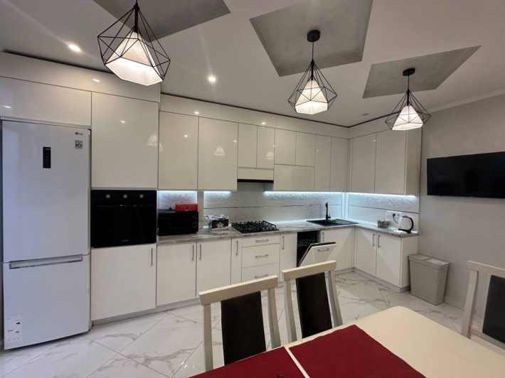 Оренда класної квартири в ЖК Семицвіт вул Шевченка 60 - фото 1