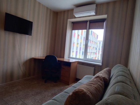 Сдам гостинку метро Академика Павлова Харьков