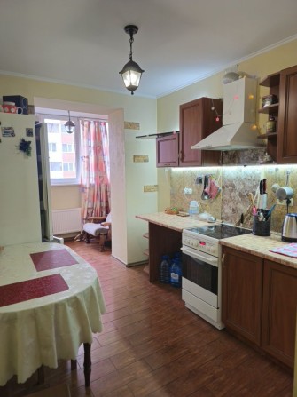 Сдаю семейной паре 2-к, ЖК Янтарный - фото 1