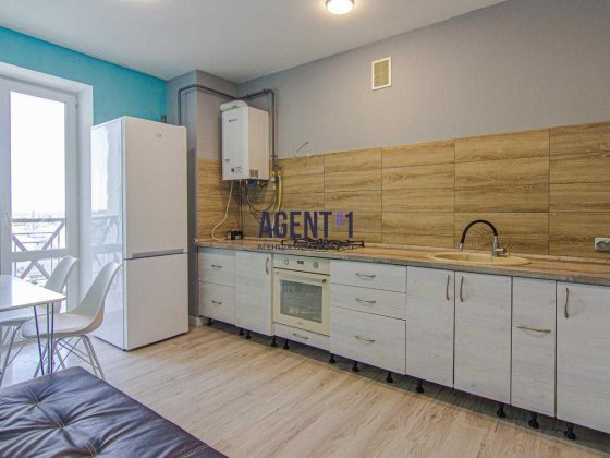 Оренда 1-кімн. квартири панорамним видом з вікна ЖК Мюллер Хаус Петропавловская Борщаговка