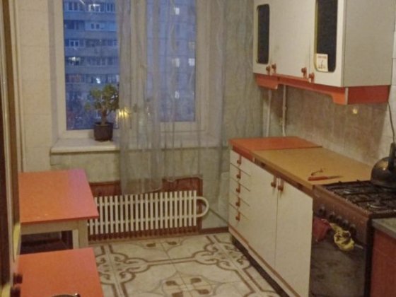 2 квартира проспект Гагарина, Одесская, за классом Харьков