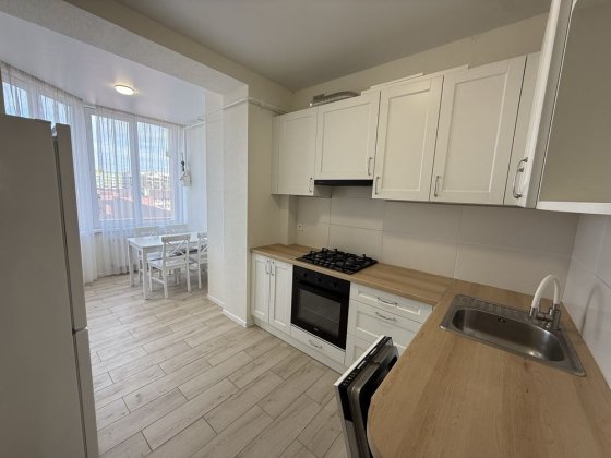 3 кімнати + кухня студія ЖК Софія Сіті обжитий будинок Софиевская Борщаговка