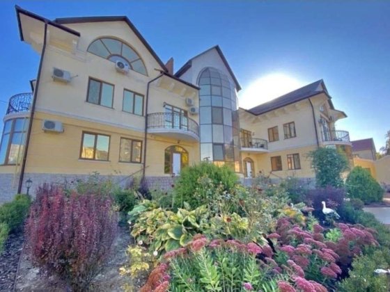 Сдам трёхкомнатную квартиру в частном доме на Таирово/генератор