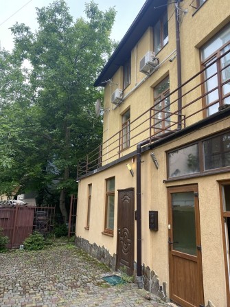 Оренда 3 кім квартири на вул Стороженка - фото 1