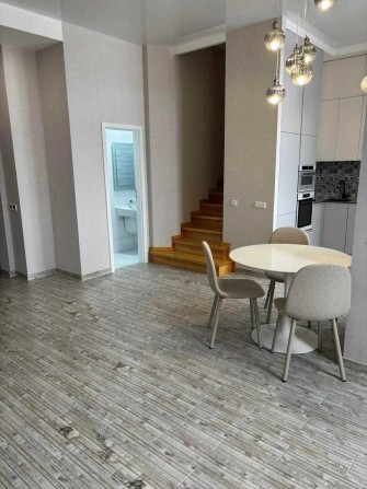 Оренда 3 кімнатної просторої дворівневої квартири вул Погулянка 4 - фото 1