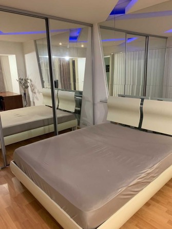 СДАМ ШИКАРНУЮ 4 комнатную квартиру  ЕСТЬ ТЕРРАСА! Строго без животных! - фото 1